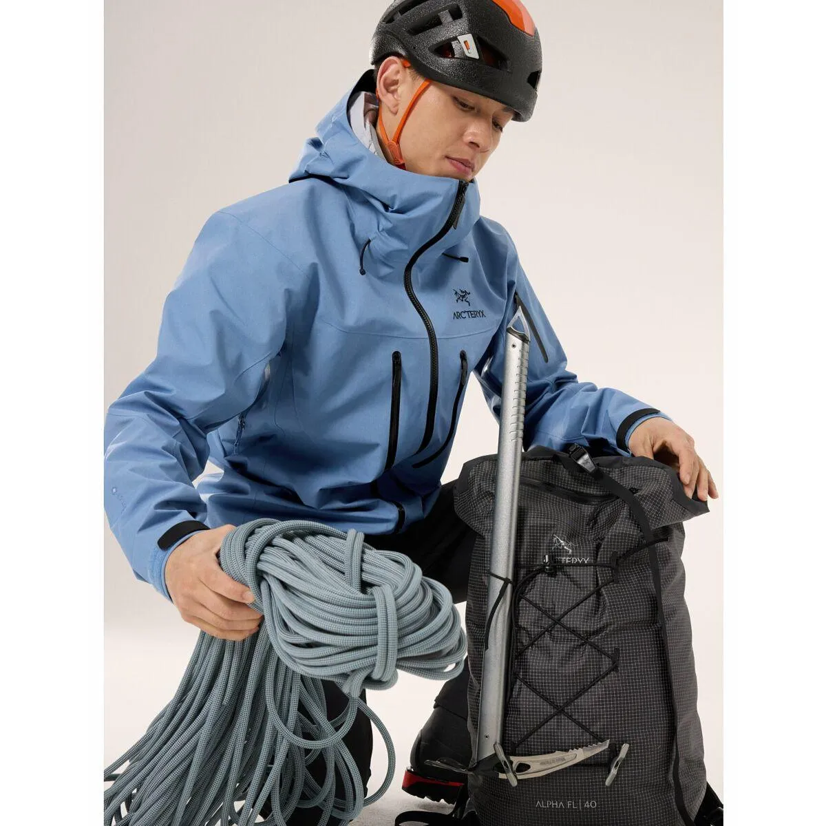 Arcteryx  Men's Alpha SV Jacket