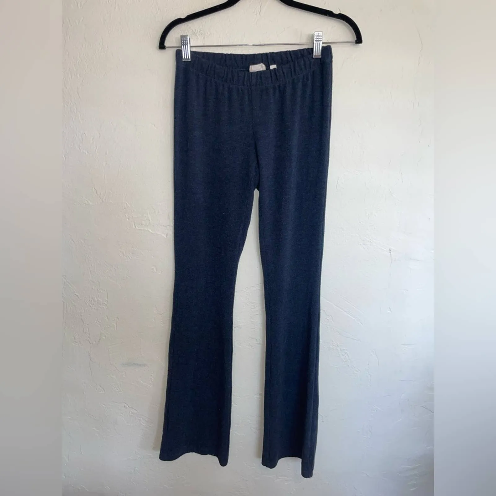 Aritzia Wilfred Free Aster Navy Low Rise Flared Navy Lounge Yoga Pants (Small)