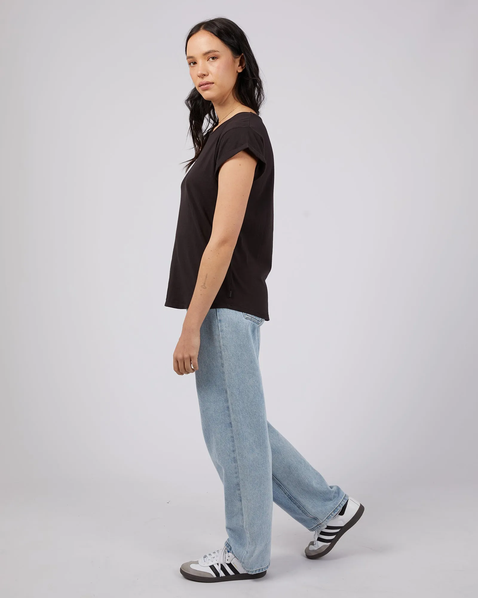 Lucy Tee Washed Black