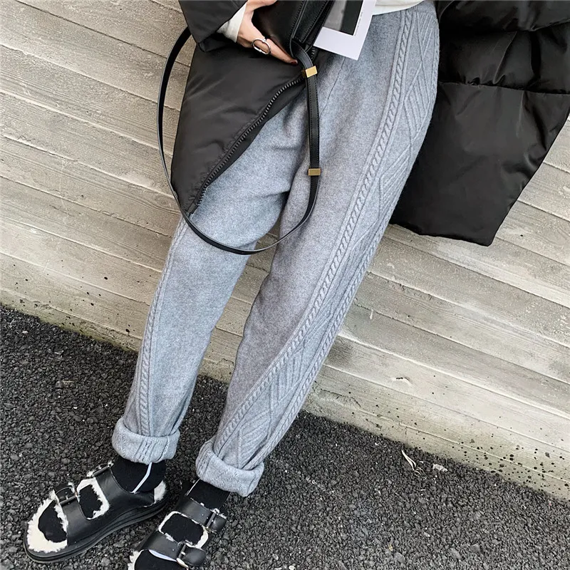 Peruvo Knitted Pants