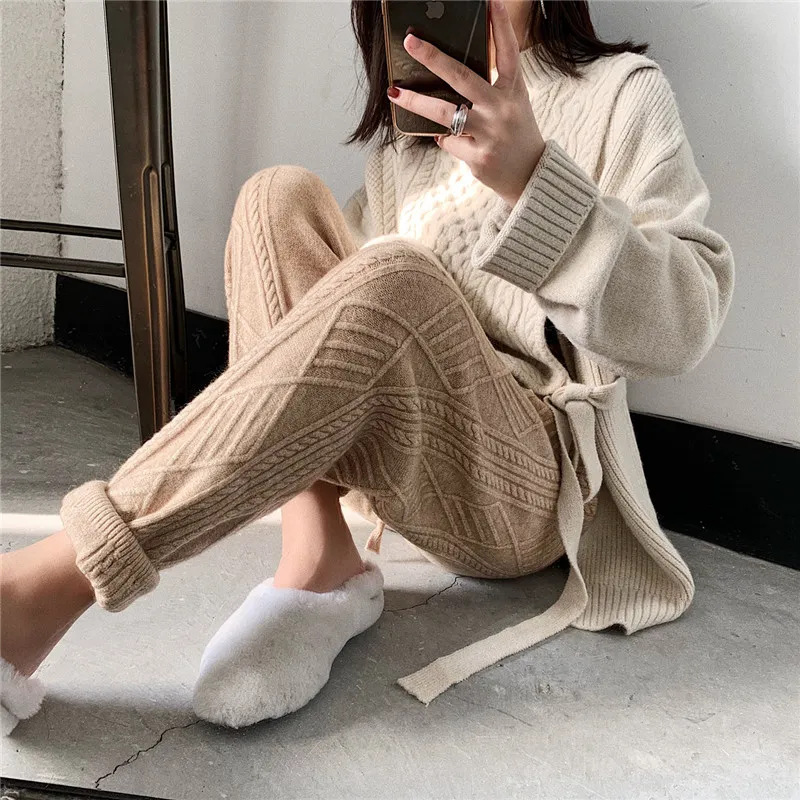 Peruvo Knitted Pants