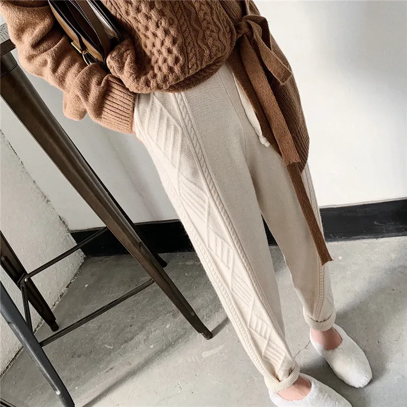 Peruvo Knitted Pants